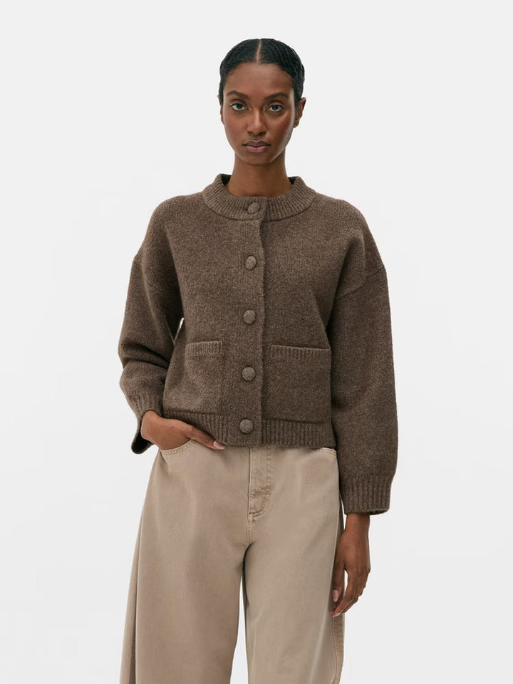 Aurrelia | Essential Knitted Bomber